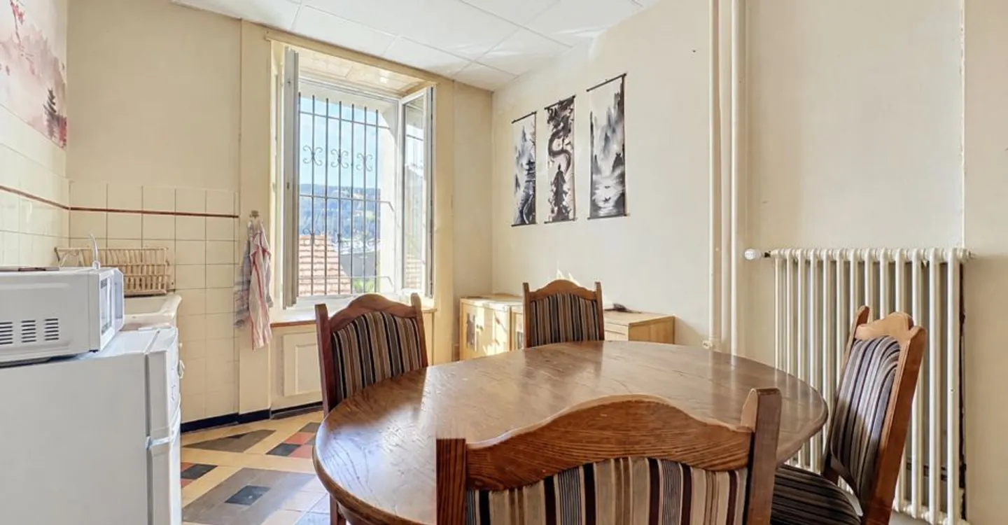 Espace Commercial avec Vitrines - Photo 11 sur 13