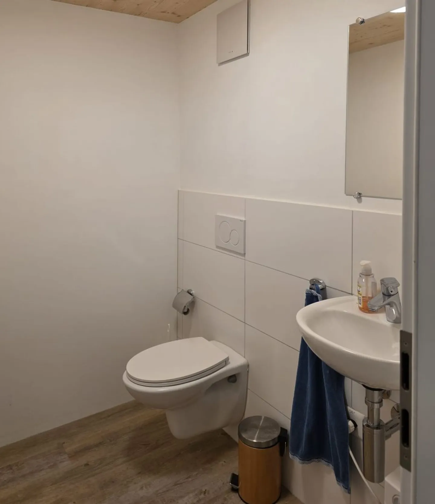 Fully equipped laundry - Start immediately instead of investing - Photo 11 of 12
