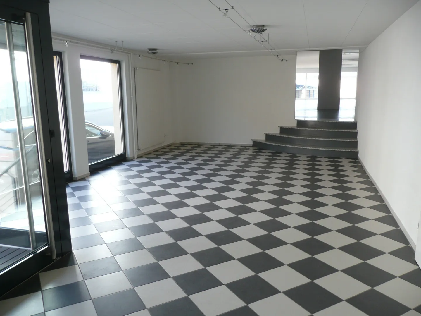 Exciting commercial space in a central location - Photo 2 of 2
