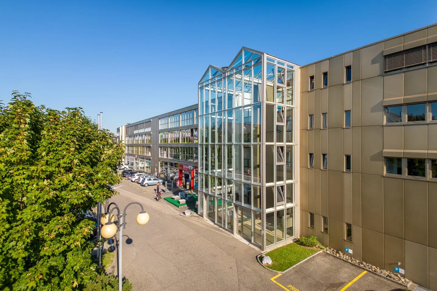 Office Space in Niederhasli - Photo 2 of 5