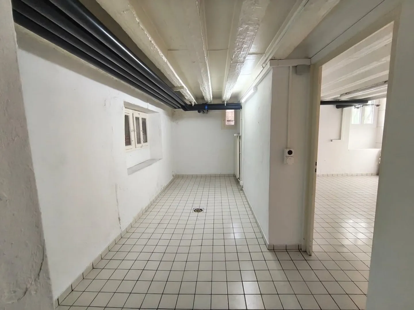 Large multipurpose space ideally located in Lausanne - Photo 3 of 6
