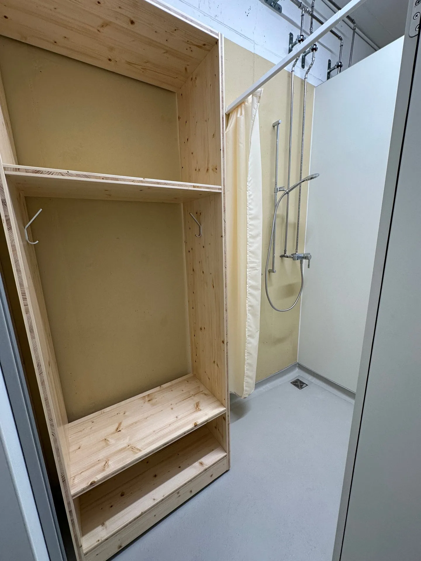 Espace de bureau attrayant dans la zone industrielle de Gfenn Dübendorf - Photo 6 sur 8
