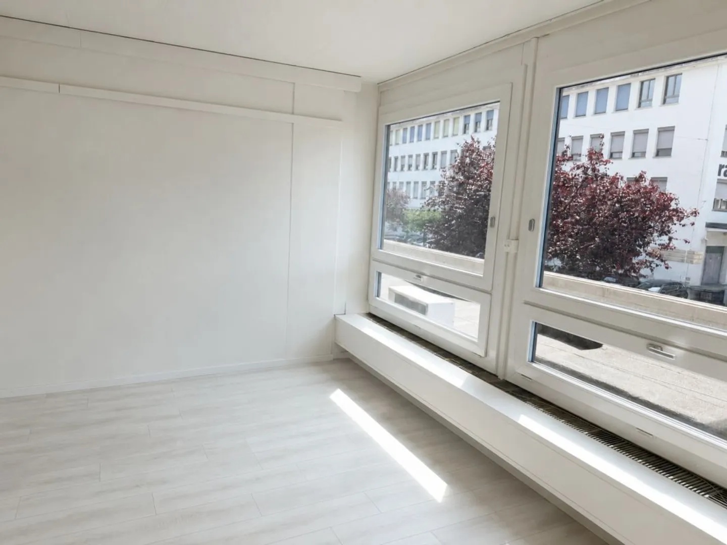 Rautistrasse 12: Ufficio sviluppato in una posizione attraente - Foto 5 di 10