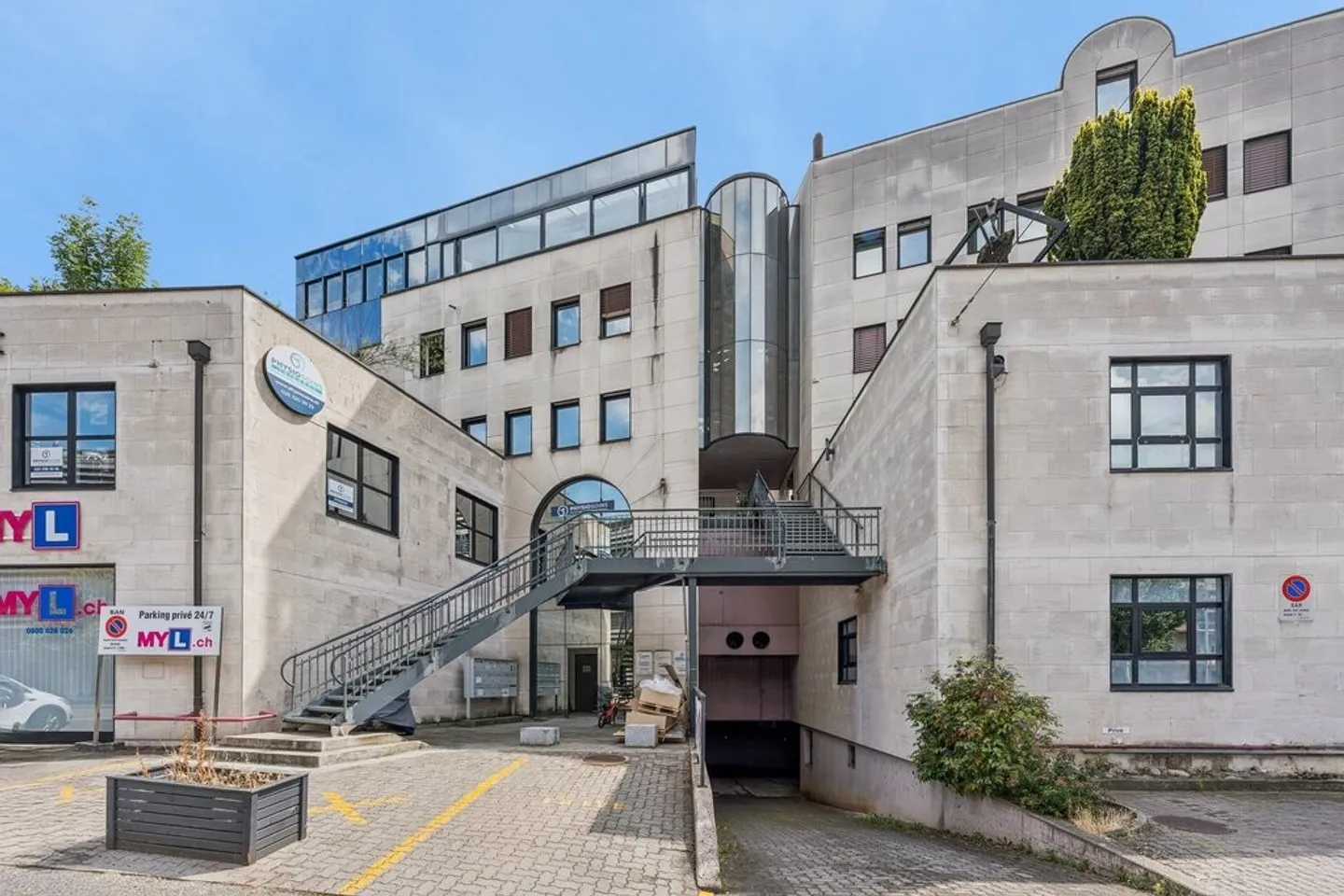 Magnificent office space in downtown Fribourg - Photo 9 of 10