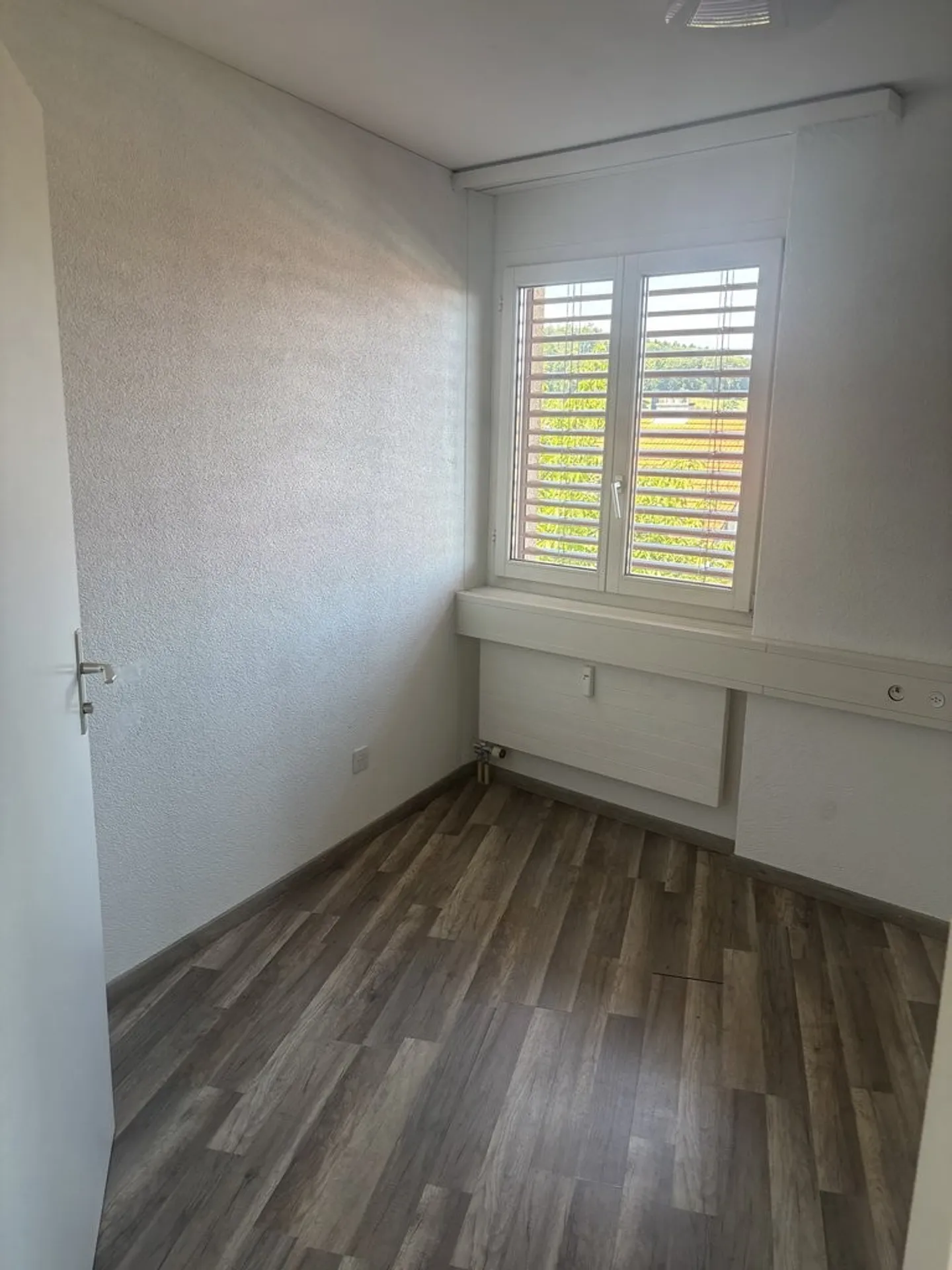 Bel espace commercial lumineux à louer dans un bon emplacement ! - Photo 7 sur 7