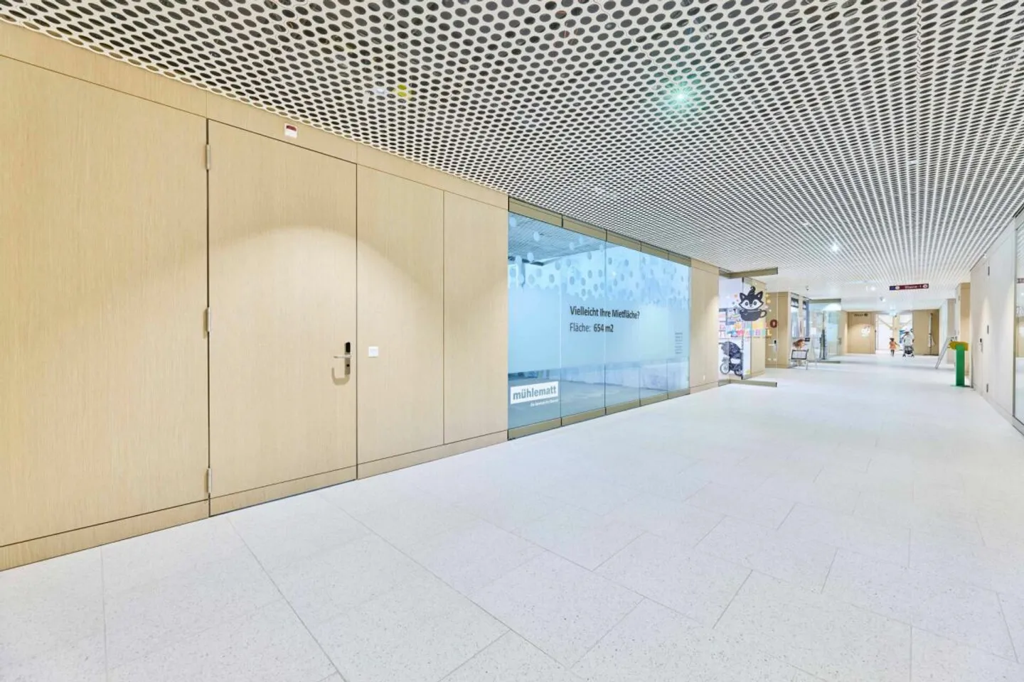 Commercial Space in Mühlematt Center Oberwil - Photo 5 of 13