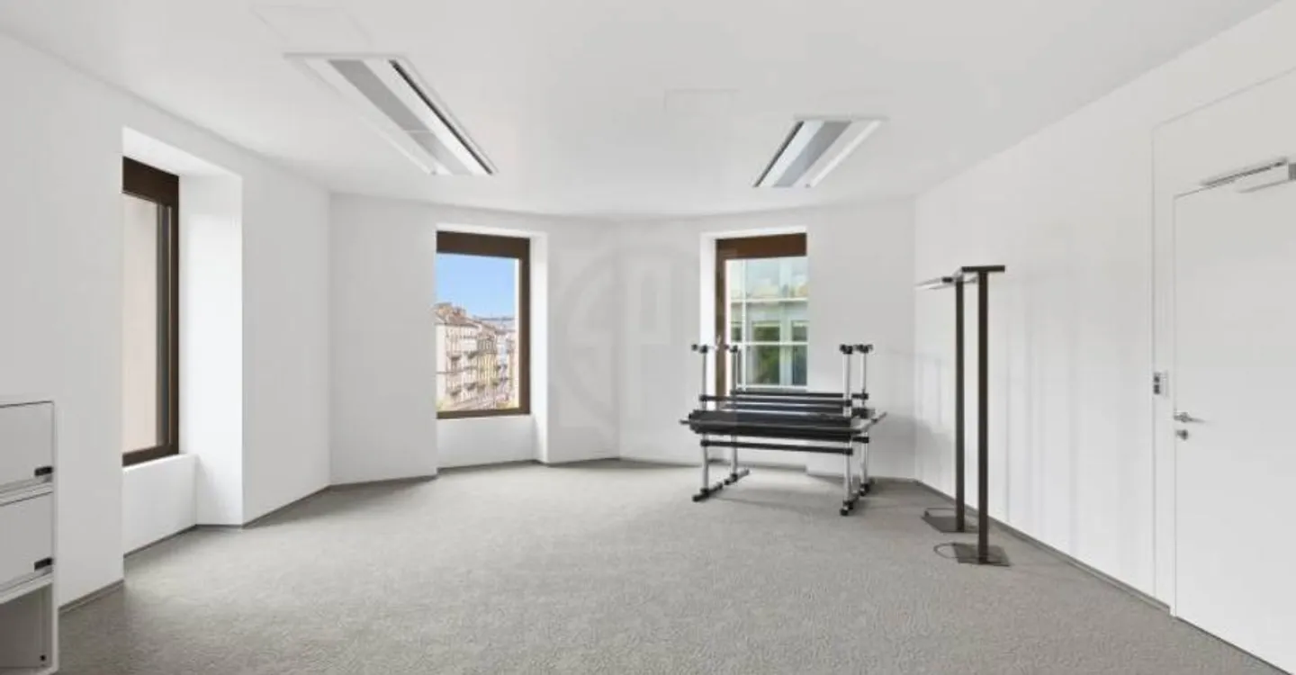 Office - Photo 6 of 11