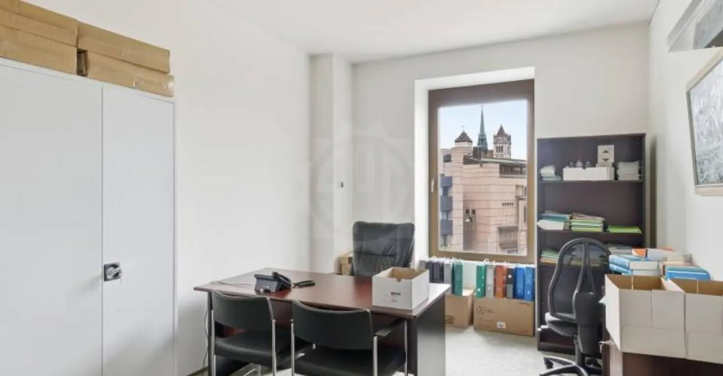 Office - Photo 6 of 11