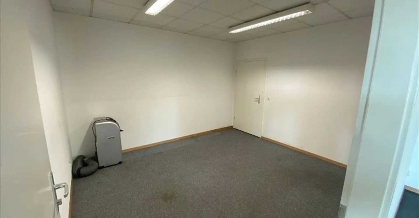 Office - Photo 6 of 13