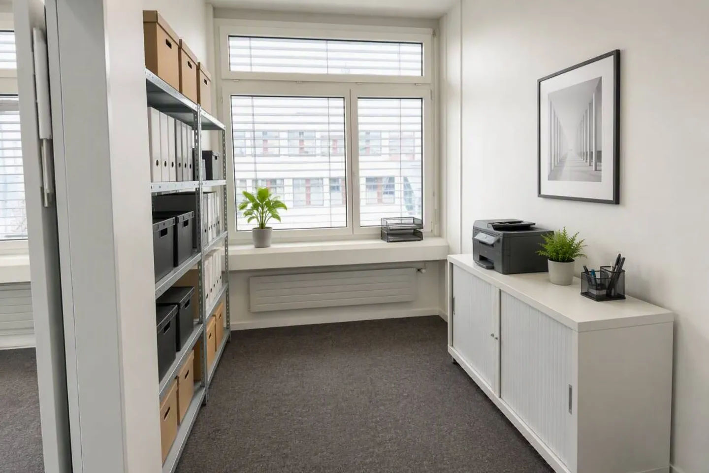 Helles Büro in Volketswil - Foto 2 von 4
