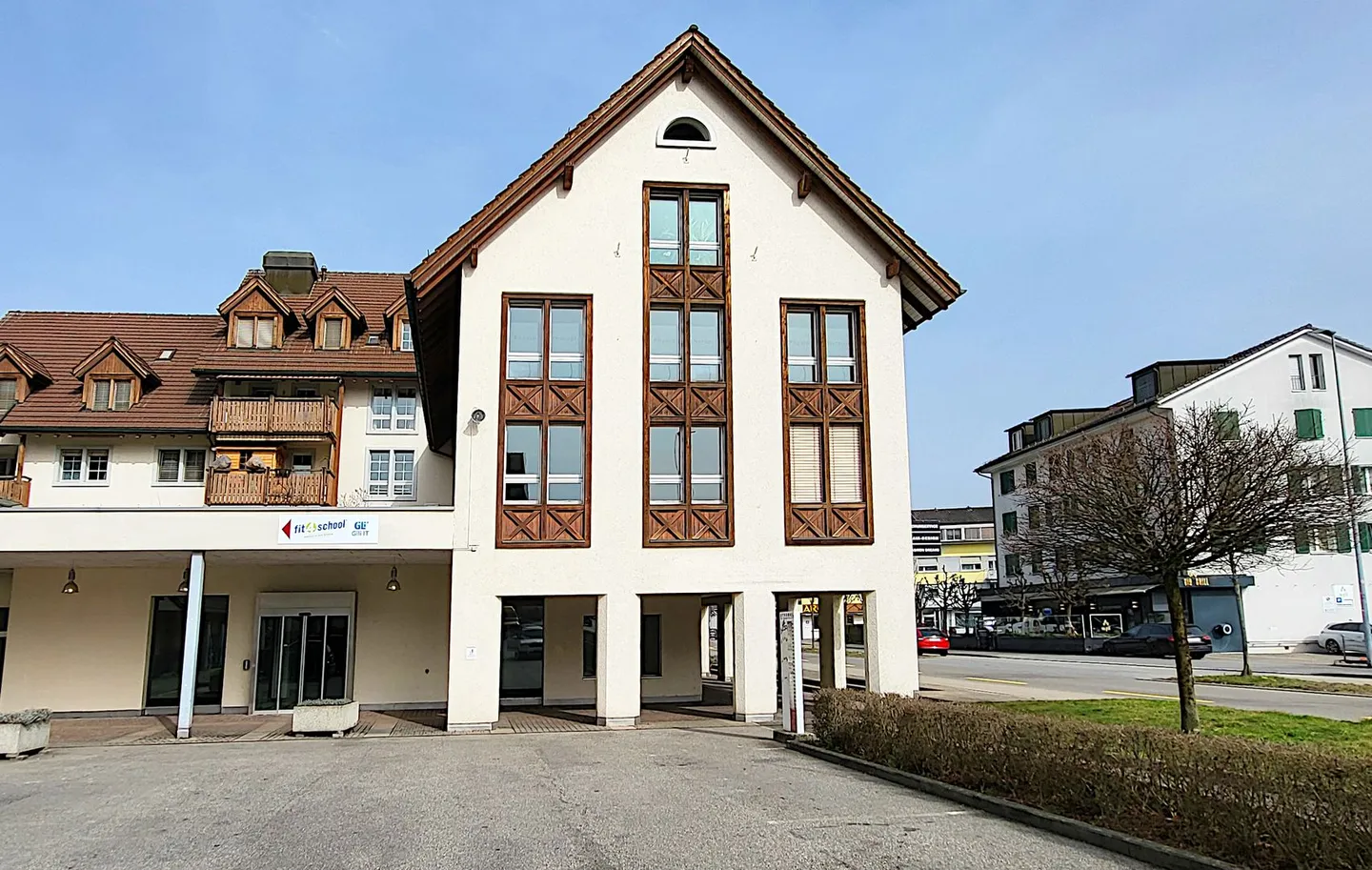 Gewerbefläche in Affoltern - Foto 1 von 11