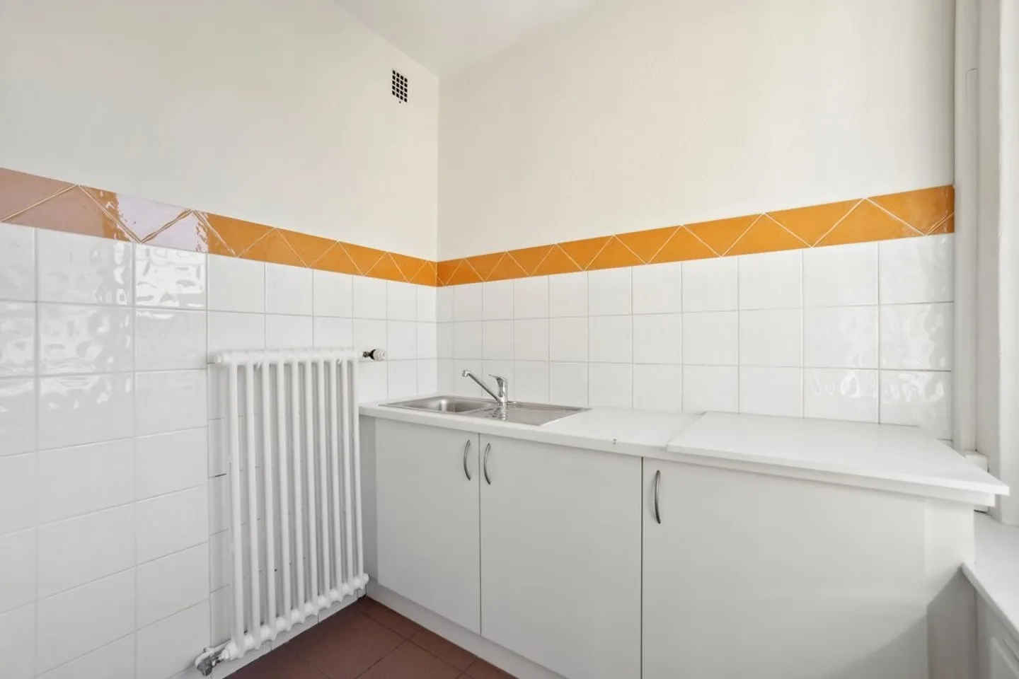 Beautiful office of about 26m2 located in front of the Cornavin train station - Photo 5 of 9