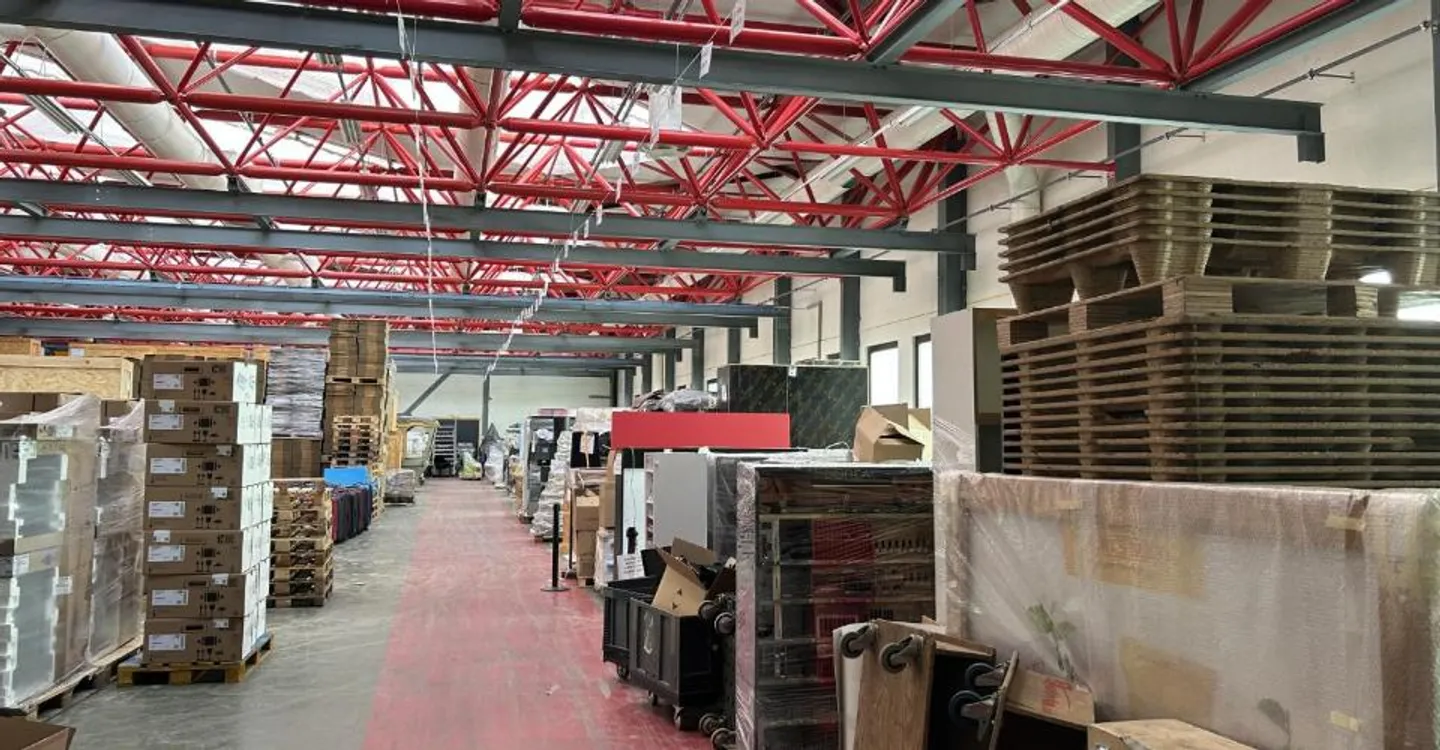 Industrial Hall for Rent - Photo 4 of 7