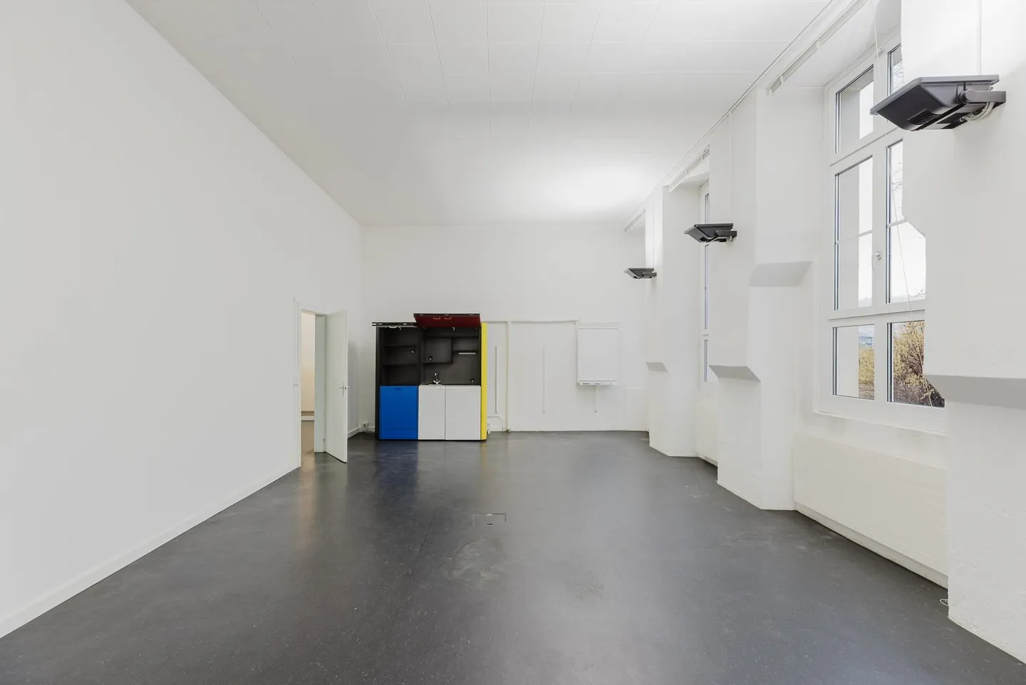 Vielseitige Gewerbefläche zu Vermieten - Foto 4 von 8