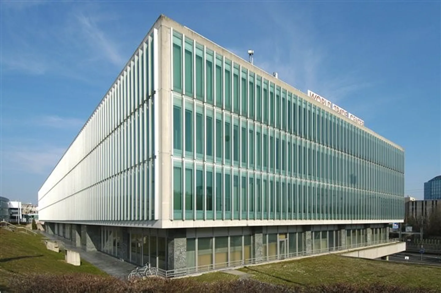 Modularer Raum an den Flughafentoren - Foto 1 von 3