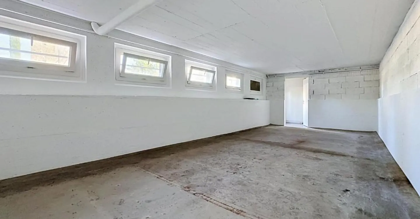 Deposit - Photo 2 of 6