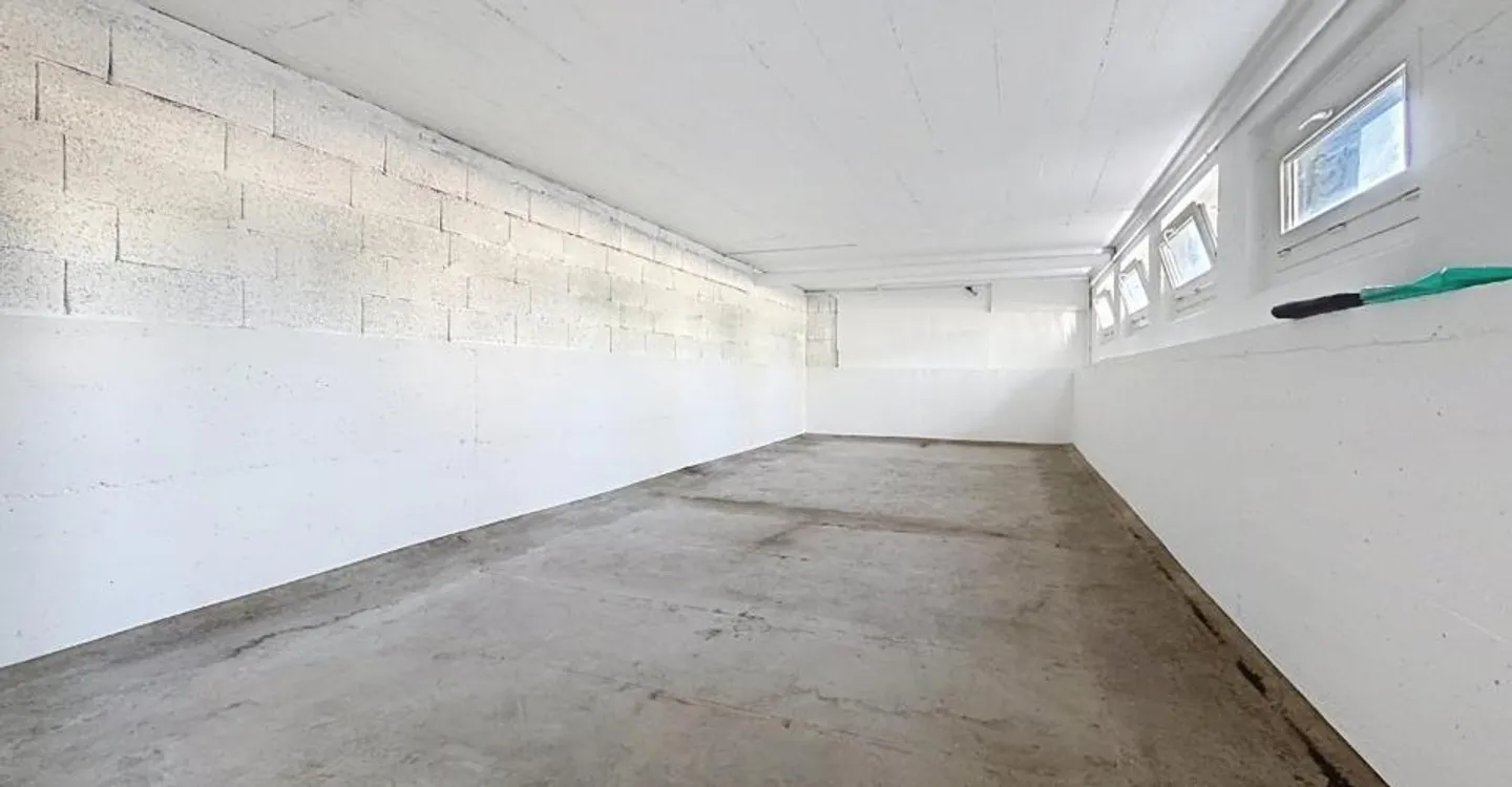 Deposit - Photo 6 of 6