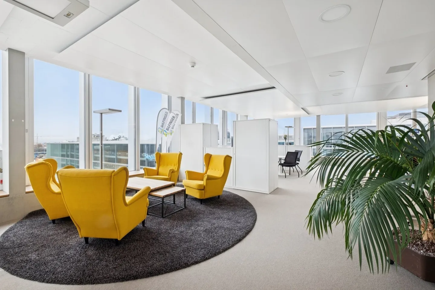 Modern Office Spaces Directly at Zofingen Train Station - Photo 1 of 13