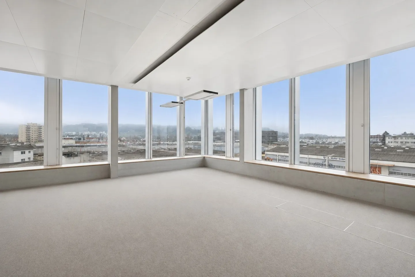 Modern Office Spaces Directly at Zofingen Train Station - Photo 7 of 13