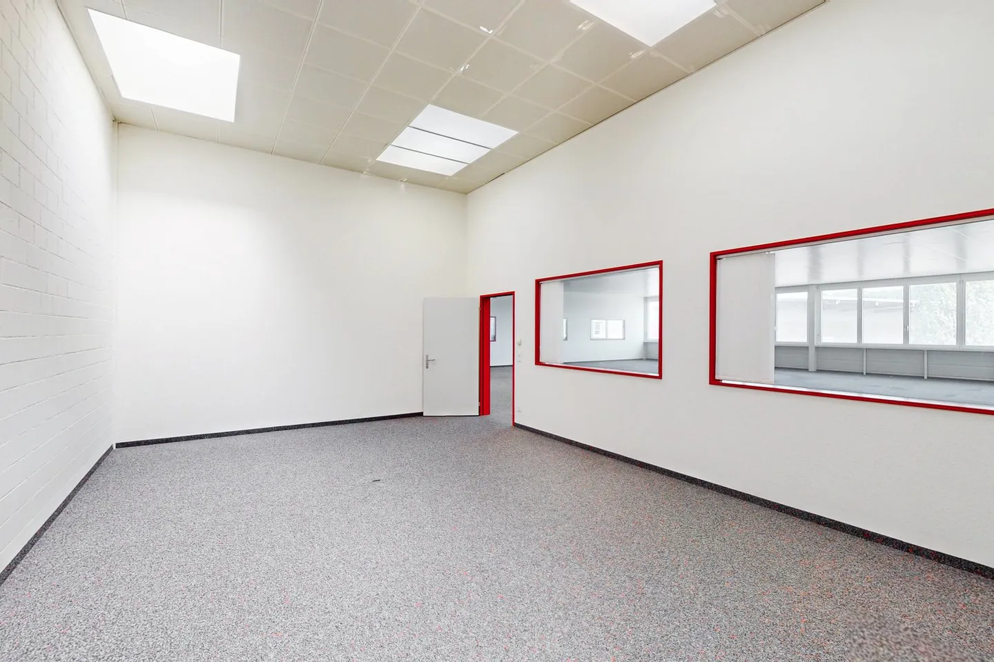 Flexible Gewerbeflächen verfügbar - Foto 8 von 13