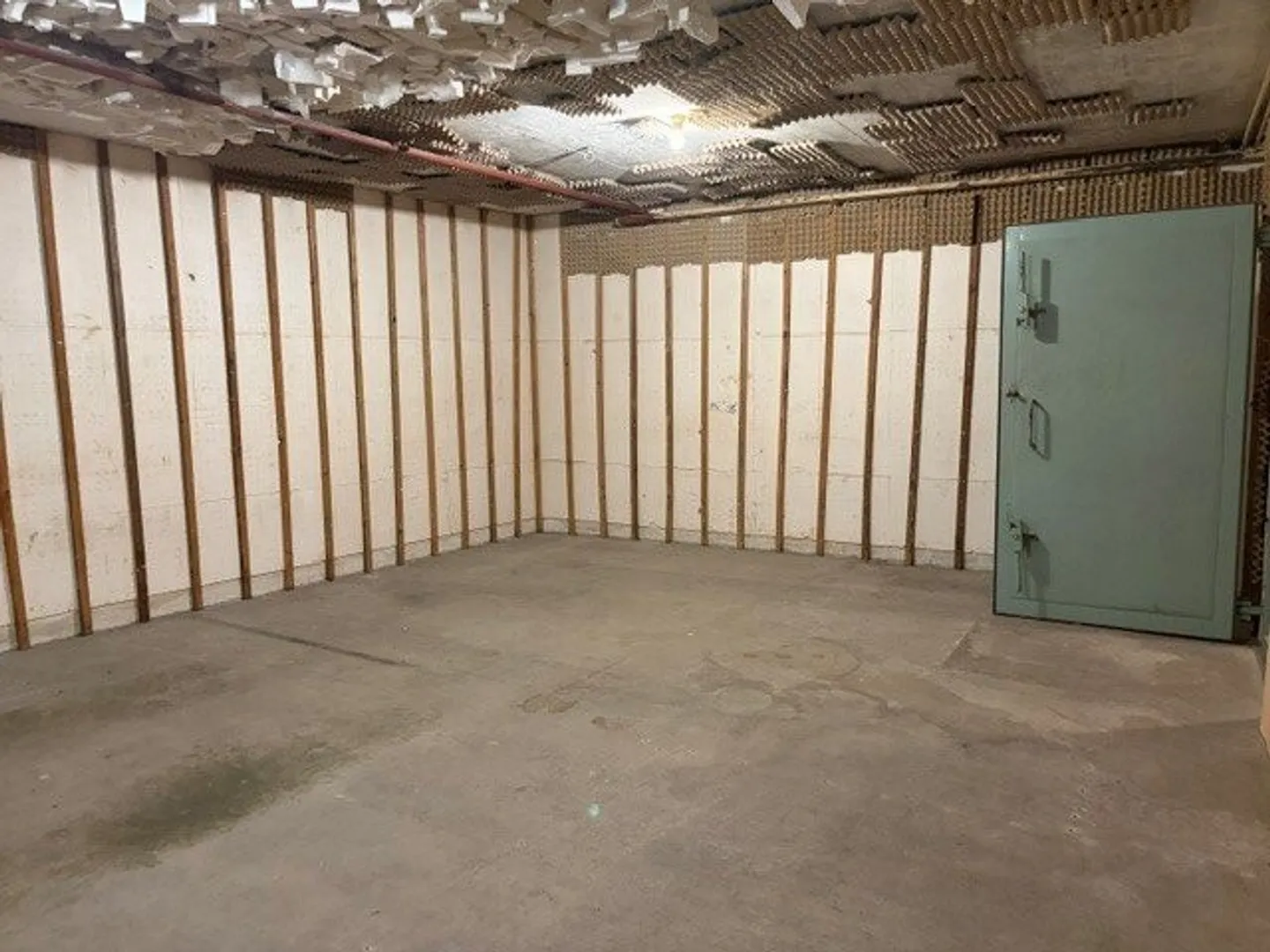 Music Room in SUN Area - Photo 2 of 3