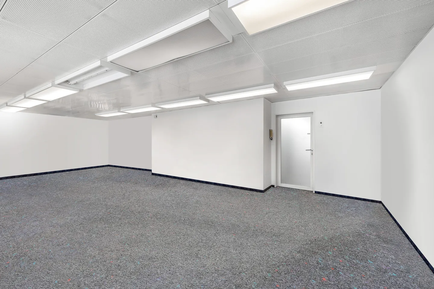 Your new office space in downtown Winterthur! - Photo 4 of 4
