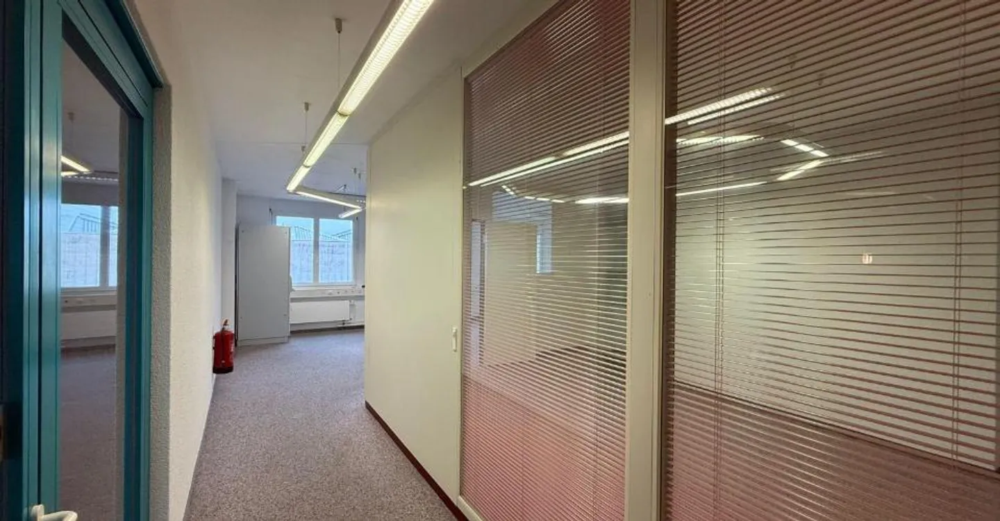 Büro 5 Zimmer - Foto 8 von 13