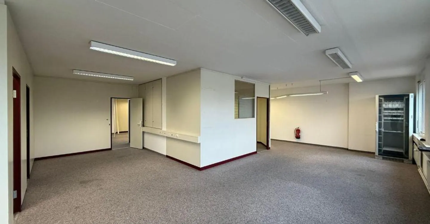Büro 5 Zimmer - Foto 11 von 13