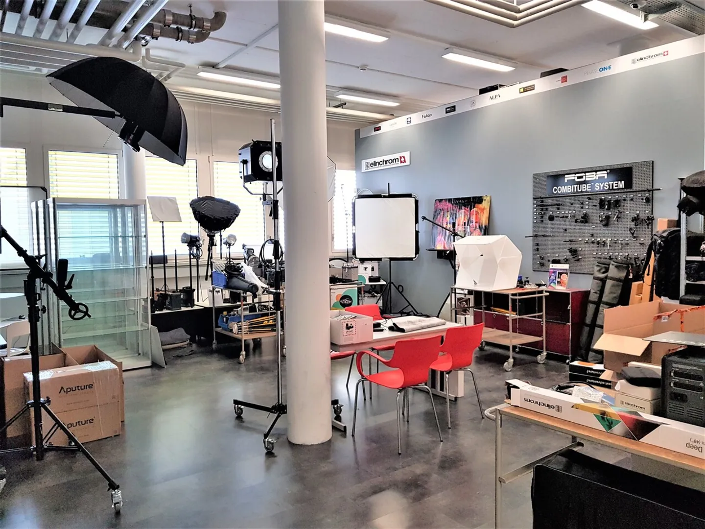 Superficie versatile spazio commerciale/negozio/laboratorio - Foto 2 di 4