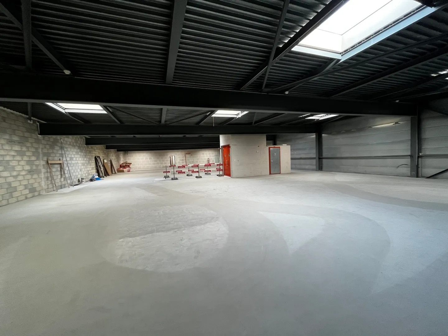 Werkstatt/Lagerfläche von 655 m2, teilbar ab 150 m2 - Foto 3 von 5