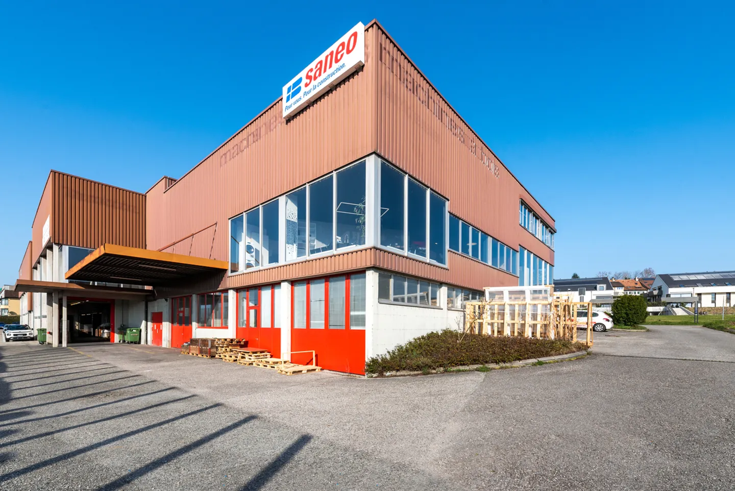 Local commercial 190m2 - Proche autoroute et transports - Monte-charge - Photo 5 of 5