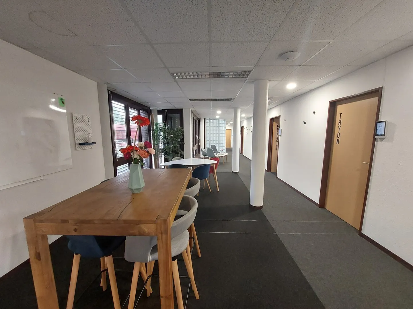 Espace Commercial Léger 42 m² - Photo 3 sur 9