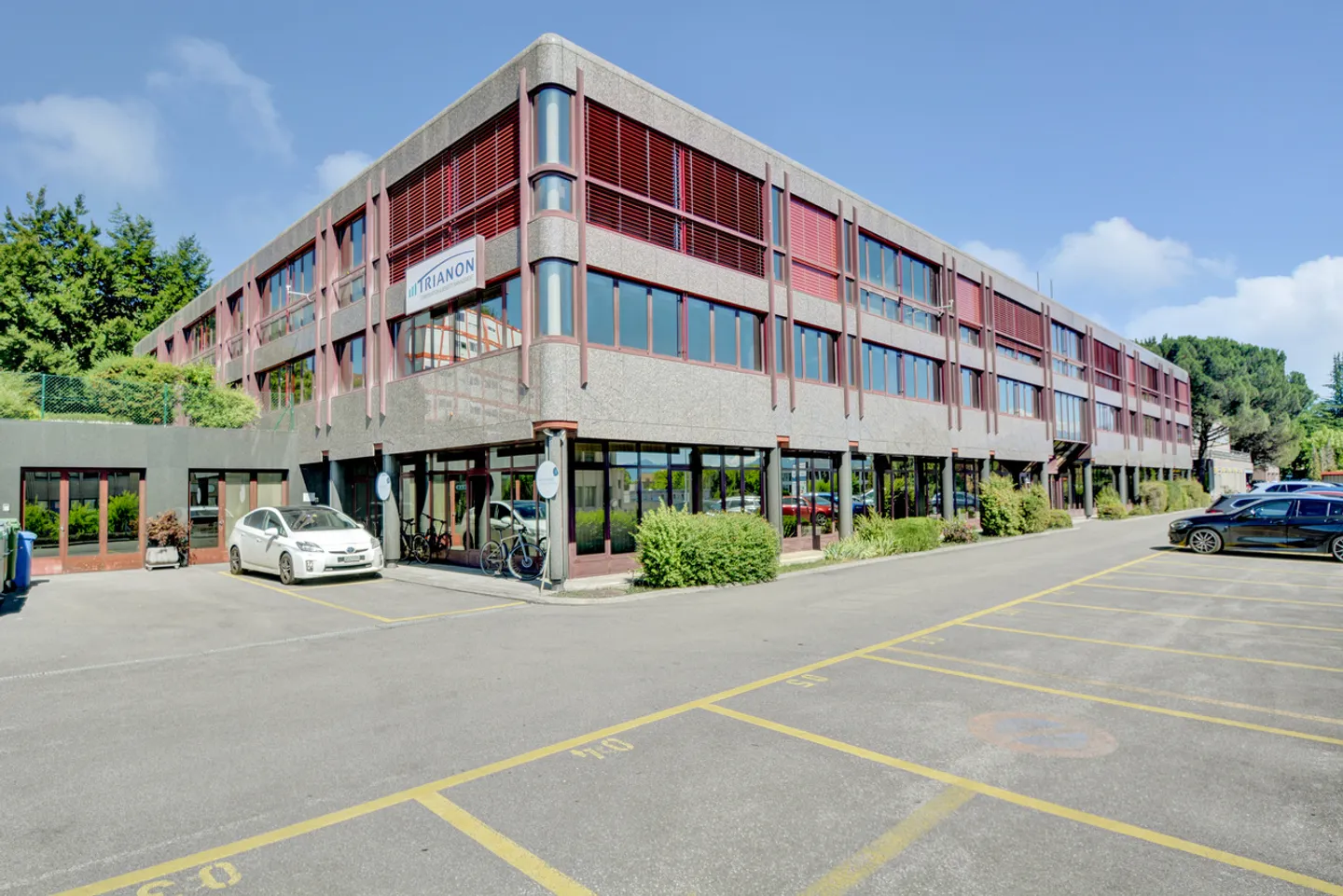 Espace Commercial Léger 42 m² - Photo 1 sur 9