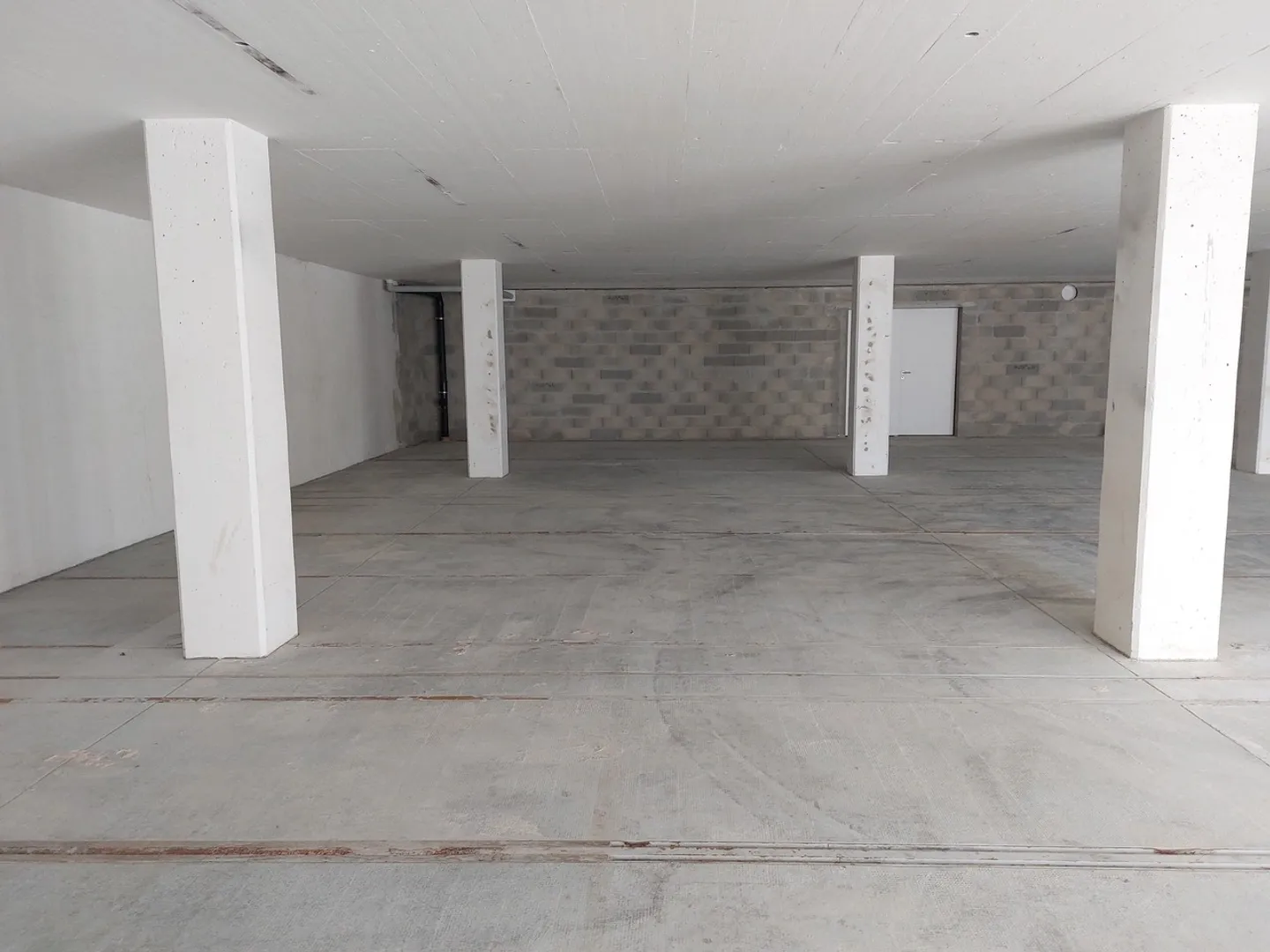 NEU - Lager von 143m2 - Préverenges - Foto 1 von 2