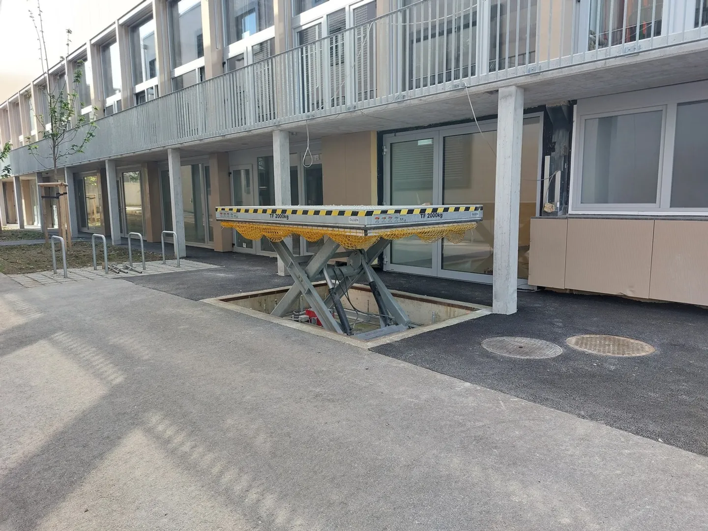 NEU - Lager von 143m2 - Préverenges - Foto 2 von 2