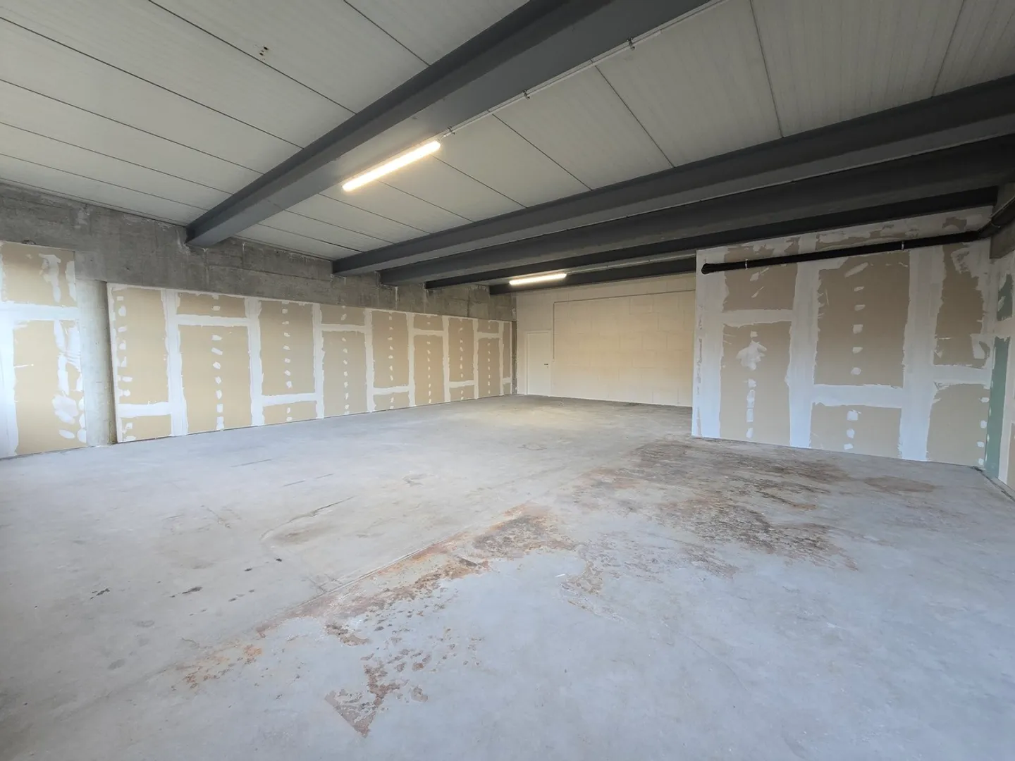 Exzellente Lage - Atelier - 130m² - Crissier - 1. Miete gratis! - Foto 2 von 7