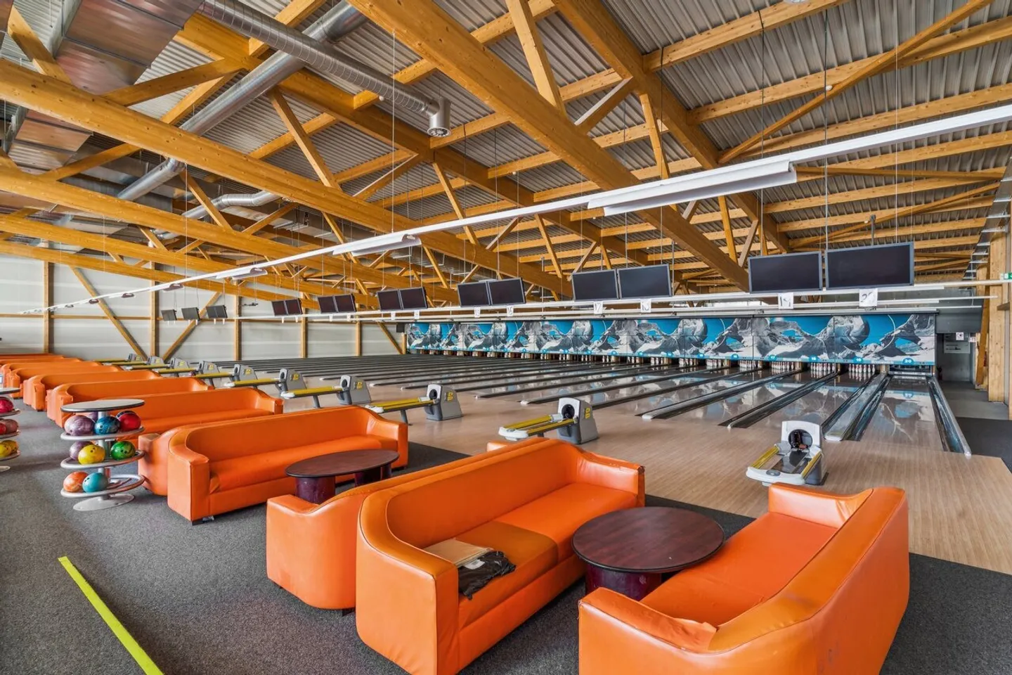 Espace Commercial Spacieux à Brig - Photo 2 sur 12