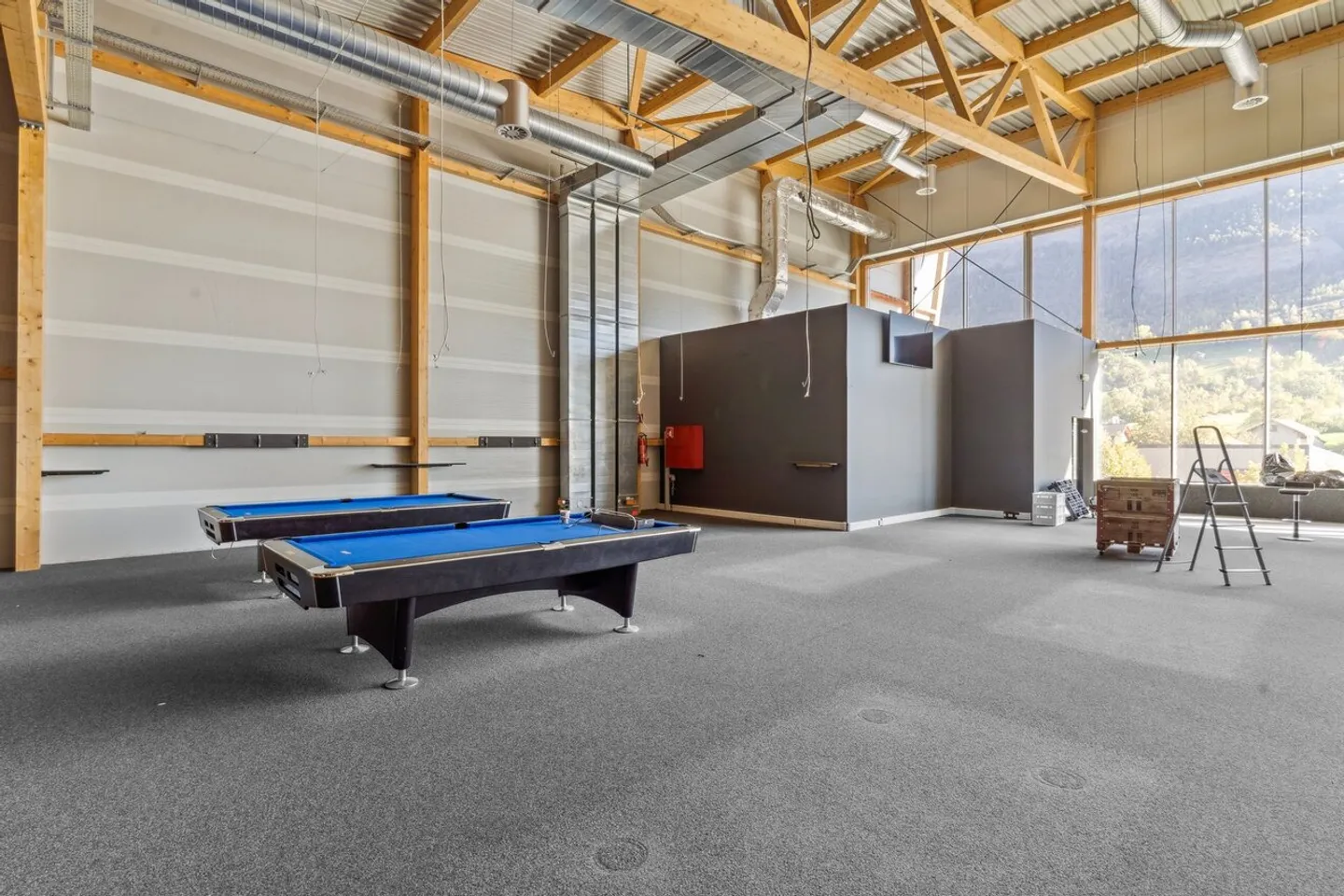 Espace Commercial Spacieux à Brig - Photo 1 sur 12