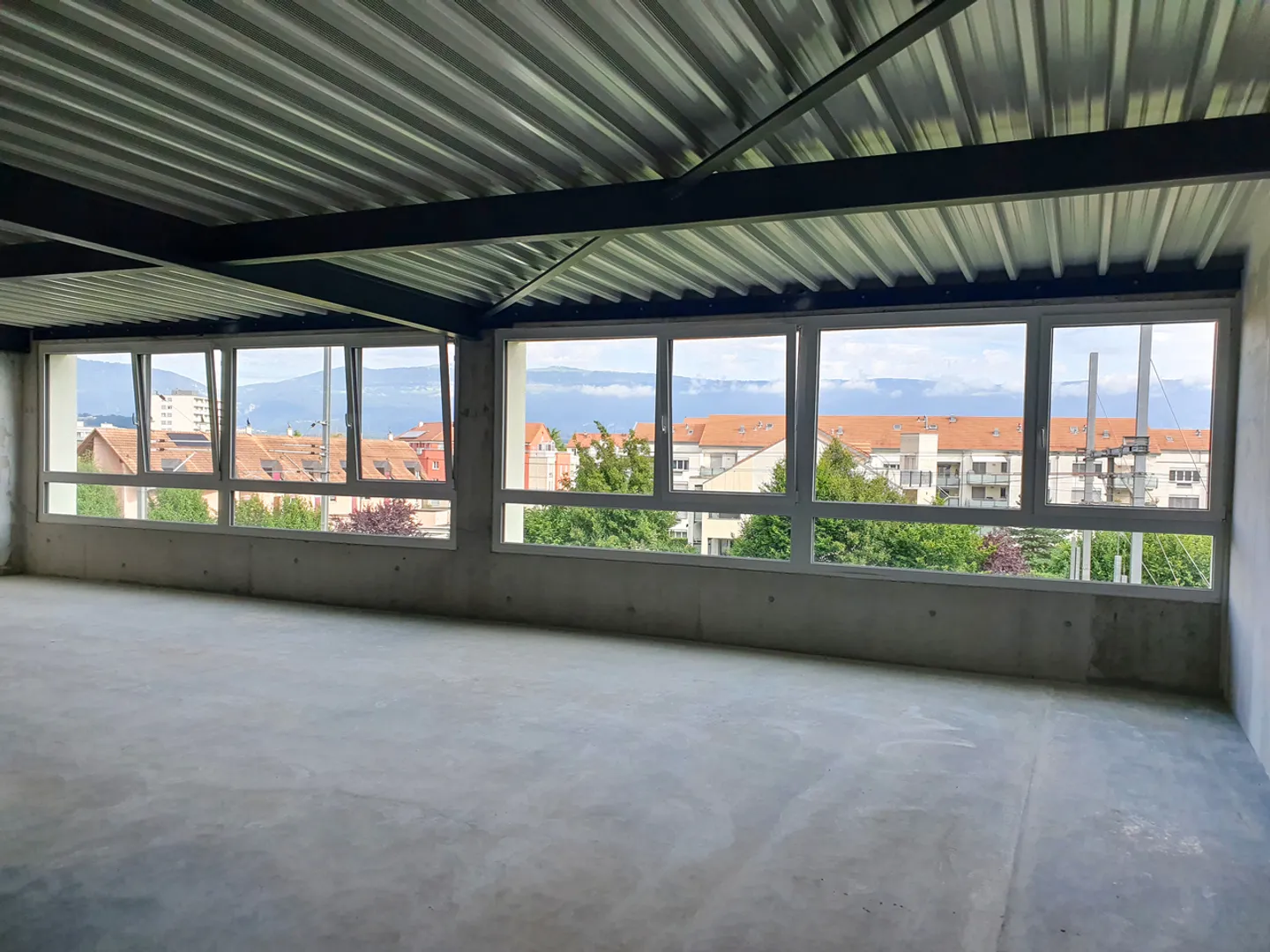 Flexible Commercial Space 183 m2 - Photo 5 of 9