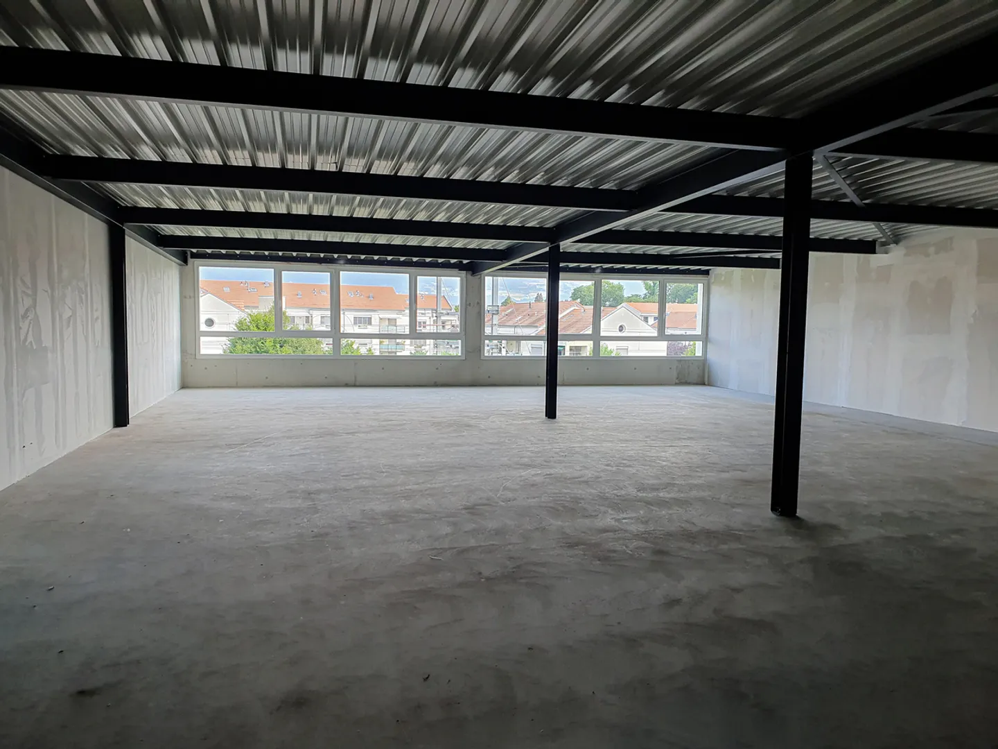 Flexible Commercial Space 183 m2 - Photo 6 of 9