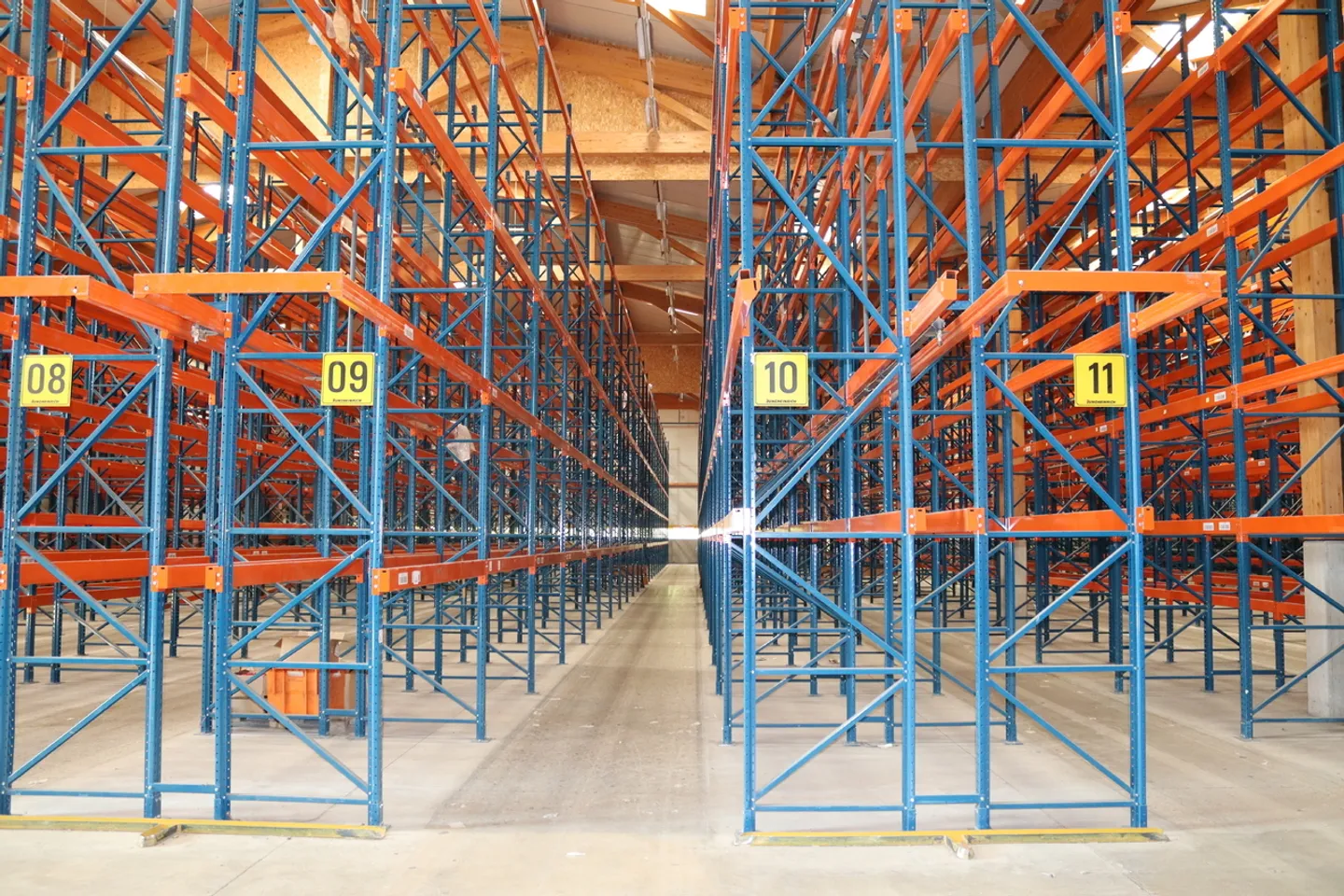 Logistiklager 1140m2 - Ladebereich - Nahe Autobahn - Foto 2 von 4