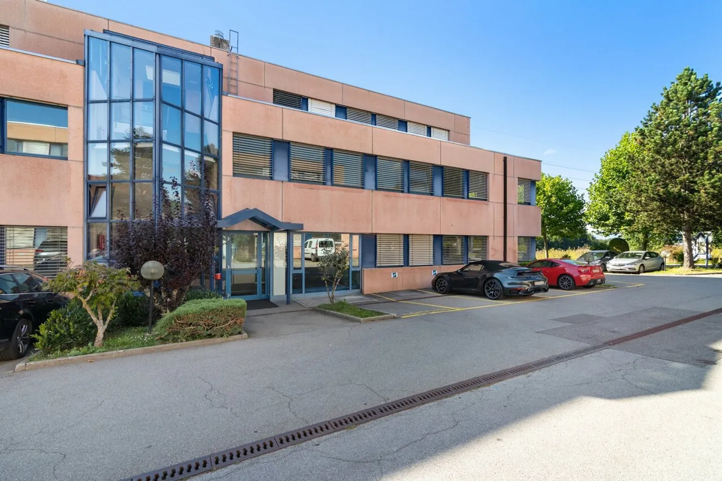 Helles Büro von 156m2 - Sonderangebot! Die ersten 2 Mieten geschenkt - Foto 9 von 11