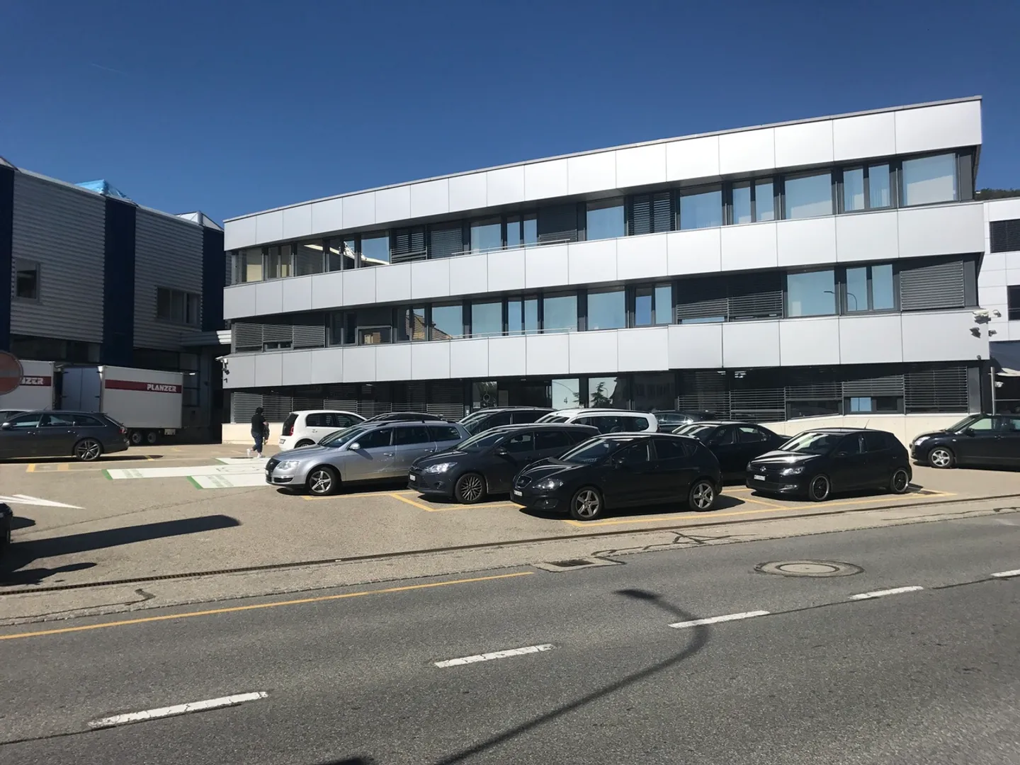 Geräumiger Lagerraum in Peseux - Foto 1 von 4