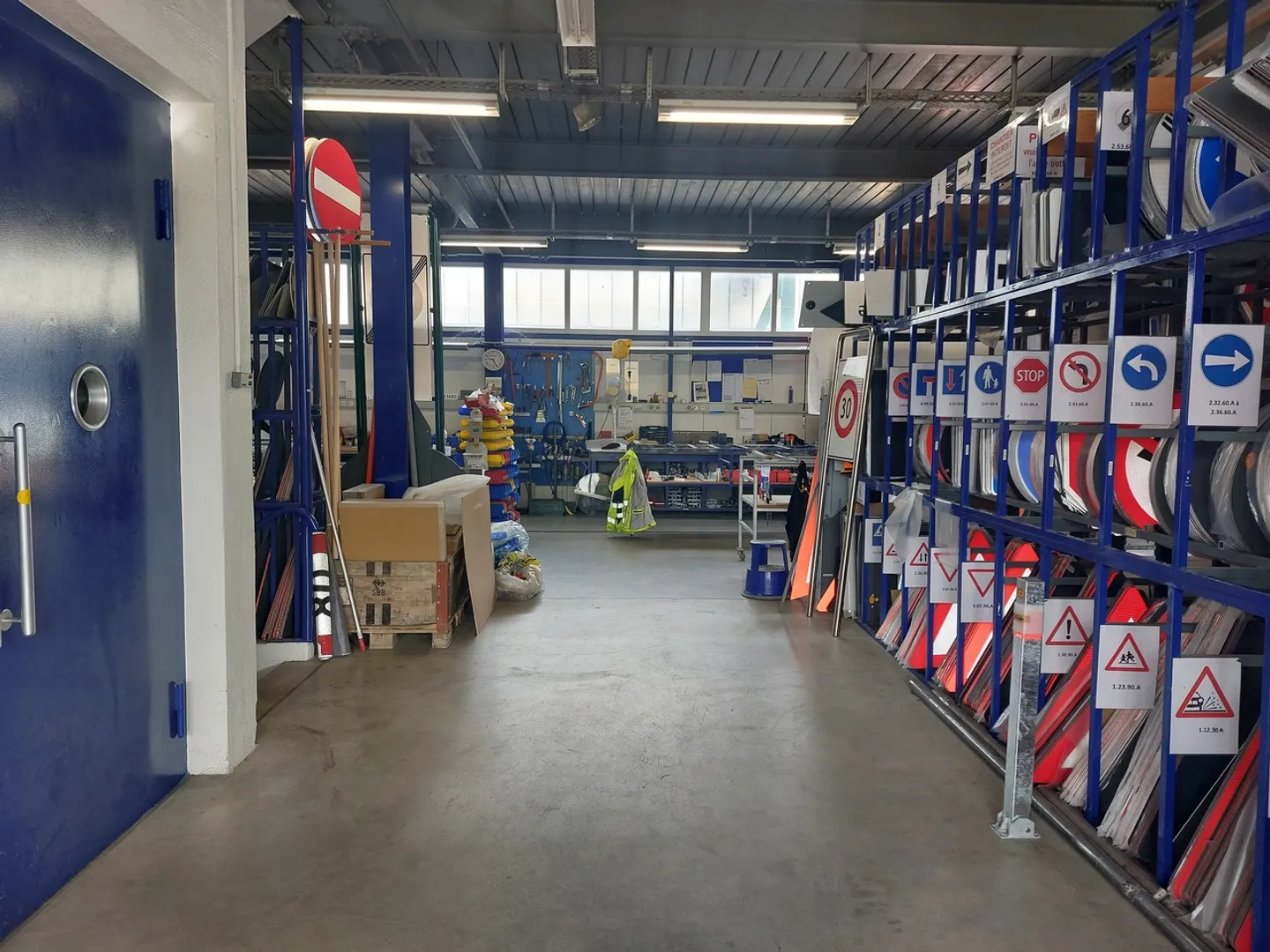 Geräumige Werkstatt mit bester Lage - Foto 3 von 5