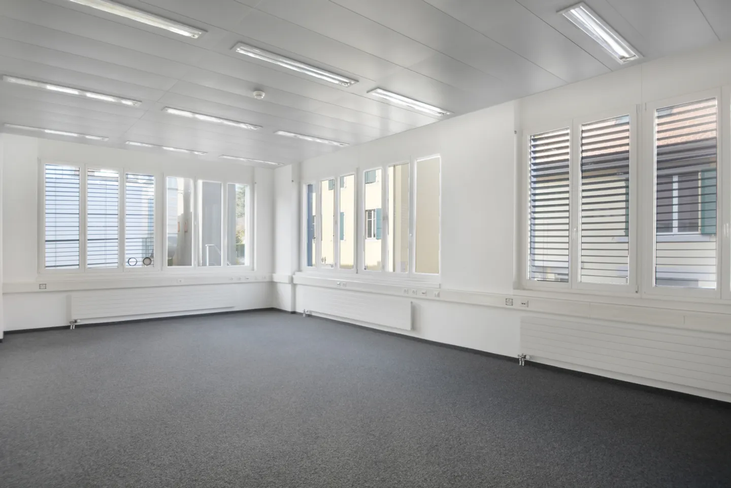 Geräumiges Büro/Atelier 120m2 - Foto 4 von 7