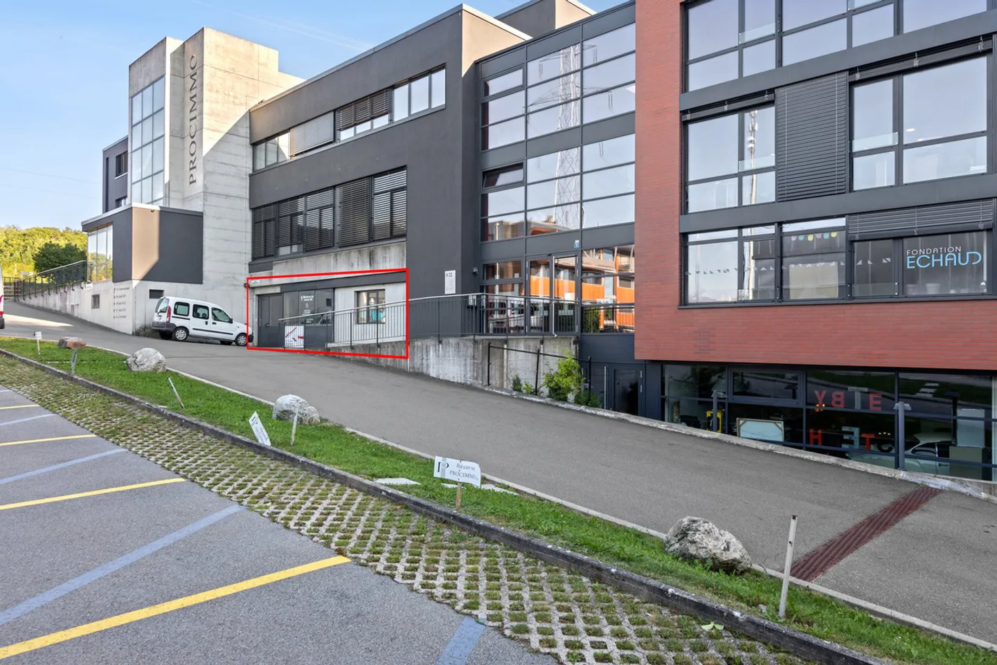 Geräumiger 327m² Gewerberaum - Foto 3 von 4