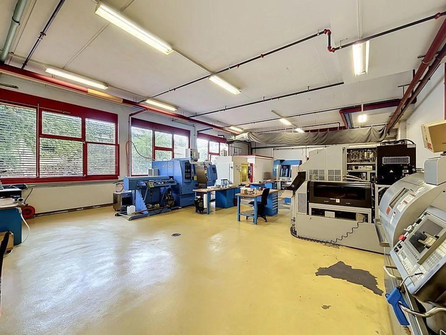 Funktionaler Werkstattbereich - Foto 7 von 7