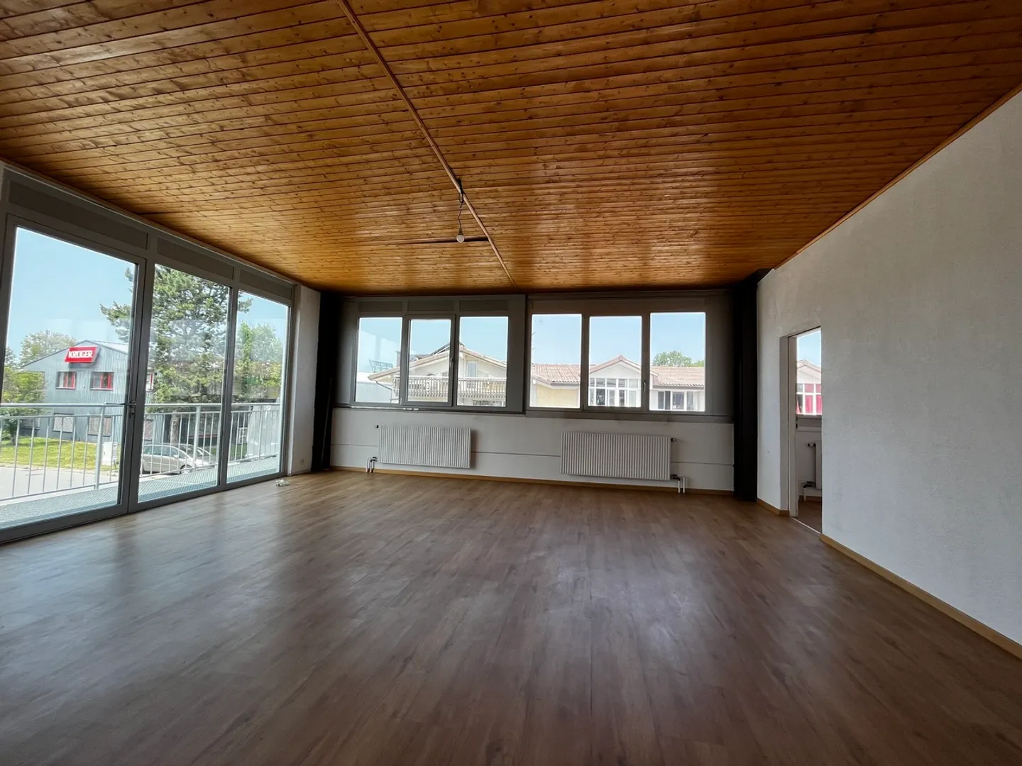 285m2 Werkstatt zu vermieten - Forel - Zentrale Lage - Foto 5 von 9