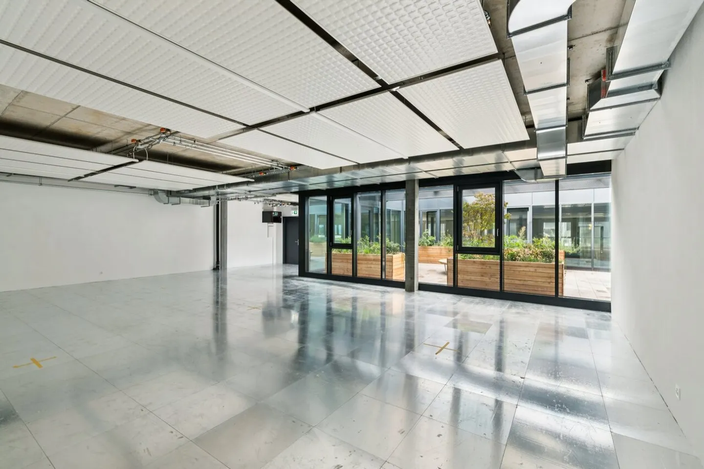 SPARK – 105,6 m2 - Plug & Play Werkstattfläche in Gland - Foto 3 von 10