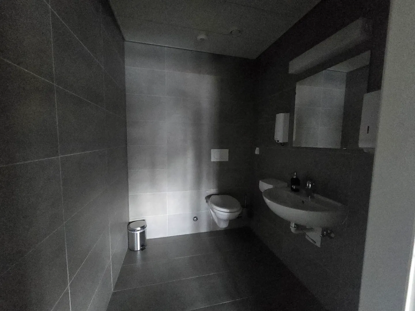 Ufficio Moderno a Mont-sur-Lausanne - Foto 4 di 9